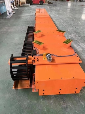 トーチが付いているハンズE5 6の軸線の溶接ロボットおよびMig Magティグ溶接の解決のための鉄道システム
