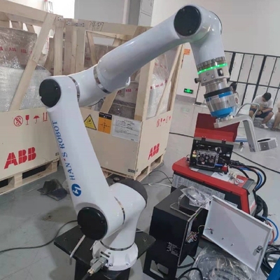 トーチが付いているハンズE5 6の軸線の溶接ロボットおよびMig Magティグ溶接の解決のための鉄道システム