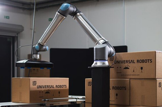 20kgペイロードAGVのロボットOnrobotのロボット グリッパーとの共同の盗品および置くUR20