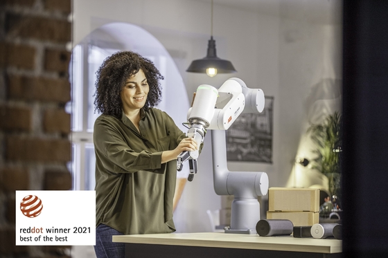 Onrobot RG6のロボット グリッパーとの適用範囲が広く、新しいABB GoFa CRB15000 Cobot