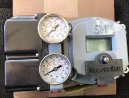 マソネイラン SVI II AP 高性能デジタルバルブポジショナーとフィッシャー 67CFRフィルター調節器の制御バルブ