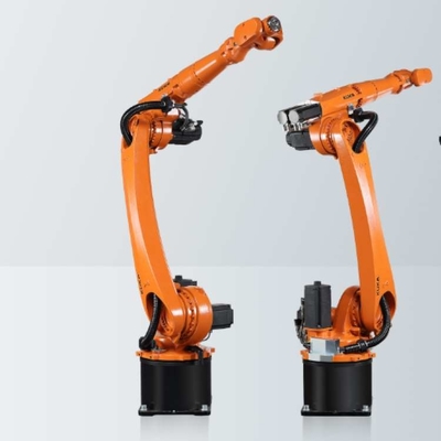 クカハンドリング ロボットアーム 6軸 KR 16 R1610 CNGBS ロボットグリッパーを産業ロボットとして