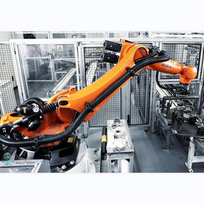 KUKA KR 210 R2700 エンジン組み立てのためのCNGBS線形ガイド付きの産業用ロボットをピックアンドプレースする