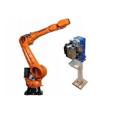 クーカロボット KR 70 R2100 6軸ロボットアームを持つ溶接自動化のためのCNGBS銃清掃ステーション