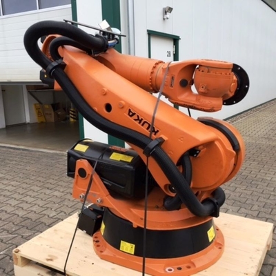 クカ6軸ハンドリングロボットアーム KR 240 R3330 CNGBSロボットガイドレール付き ハンドリングロボット