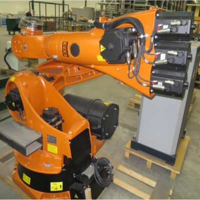 クカ6軸ハンドリングロボットアーム KR 240 R3330 CNGBSロボットガイドレール付き ハンドリングロボット