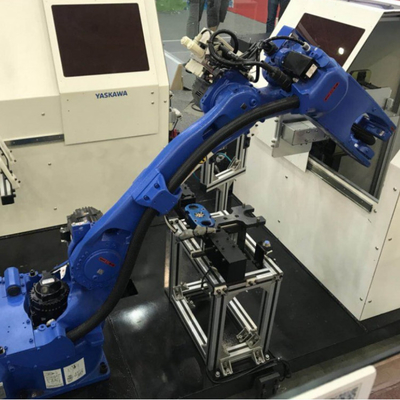 6軸ロボットアーム ヤスカワ GP12 ユニバーサルロボットとして自動処理のためのCNGBSセキュリティフェンス
