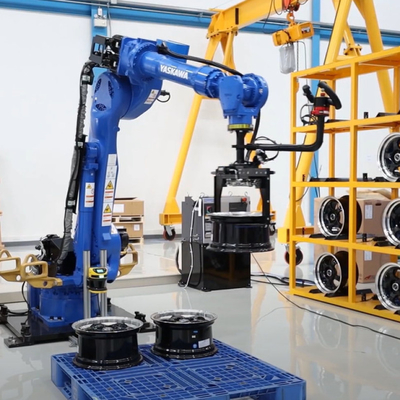 産業用ヤスカワロボット腕GP180 パレット製造機としてCNGBSグリッパー