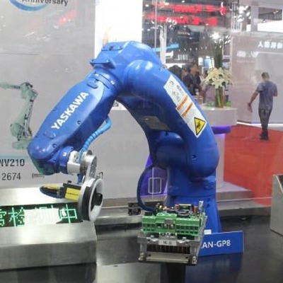 産業組立ロボットGP8 8KGのペイロード,ピックアンドプレイスマシンとしてのロボット腕