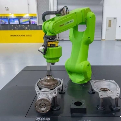 Fanuc ロボットアーム 6軸 CRX-20iA/L CNGBS ロボットガイドレール付き コボットロボットとして操作