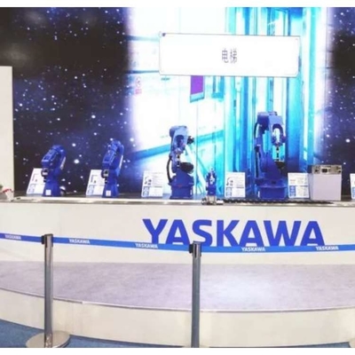 6 軸 ロボットアーム Yaskawa GP12 CNGBS 磨き頭とフェンスを用いた CNC 磨きロボット