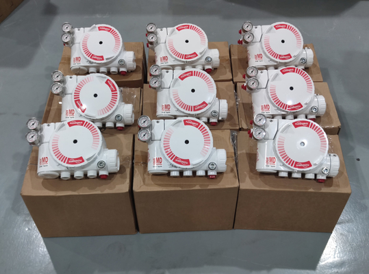 フローサーブ LOGIX 520MD DIGITAL HART バルブポジショナーとASCOソレノイドバルブと線形気圧制御バルブ