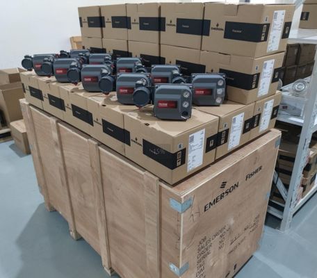 バネッサシリーズ30,000 流量制御四半期ターン ファイシャー DVC6200 バルブポジショナー付き トリプルオフセットバルブ
