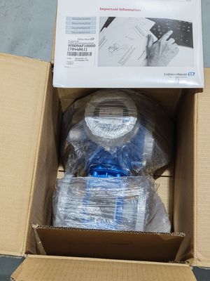 全新化学プロセス スキードとエンデレス+ハウザー プロリン プロマグ P300 E+H 電磁流量計 5P3B25 5P3B40