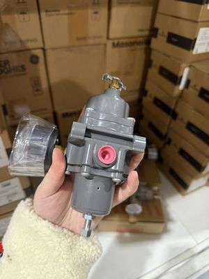 アメリカンフィッシャーオリジナルニュー0-125psi 67CFR-239圧力調整フィルターレギュレーターフィッシャーバルブ