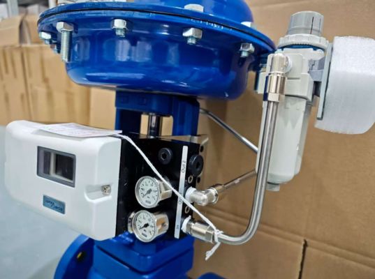 リニアアクチュエータ用 IP66 空気圧制御バルブ 2.5 DN