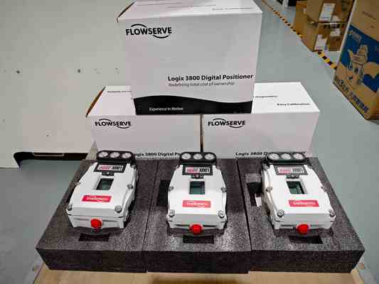 フローサーブ ロジックス 3800 デジタル バルブ ポジショナー