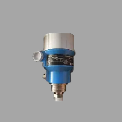 Endress+Hauser Proline Prowirl R 200流量計とDeltabar PMC51B圧力トランスミッタを搭載した天然ガスバルブスキッド。