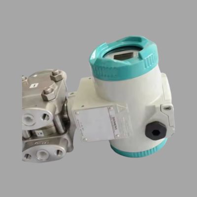 シーメンス SITRANS 7MF4433-1DA02-2AB6-Z 圧力トランスミッタ、SITRANS FX330 渦流量計、およびバルブ切替装置