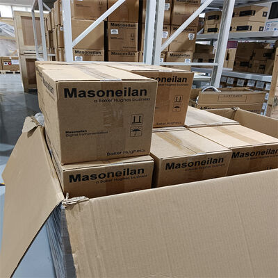 フェアチャイルドT5700電子制御空気圧センサーと、マソネイレアンSVI2AP/SVI IIシリーズSVI2AP-21123111バルブポジショナー（LCDディスプレイ付き）、新品、在庫あり。