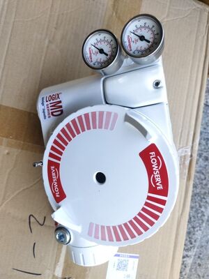 フローサーブ Logix 3200シリーズ 3200MD-28-D6-E-04-40-0G-00 バルブポジショナ（Asco 342A SSTエアレギュレータ付き）
