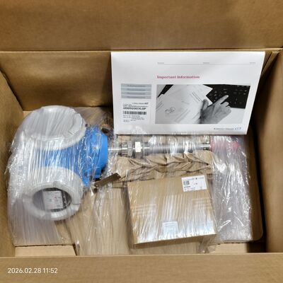 Endress Hauser 工業用コリオリ質量流量計 Promass F300 高精度多相流計測