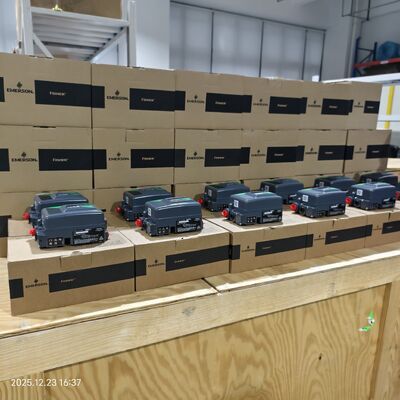 Emerson Fisher DVC2000 バルブポジショナ：HART プロトコルおよび 4-20mA 信号をサポート。シングルアクティング構成。NORGREN HERION 6316 シリーズ電磁弁と互換性あり。即納可能。