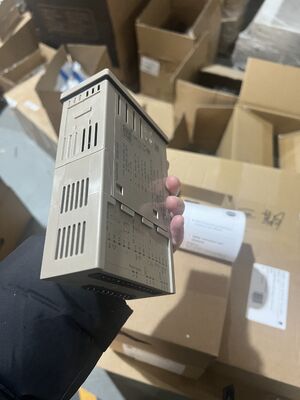 サムソン 6493 プロセスコントローラー 産業オートメーション制御弁コントローラー