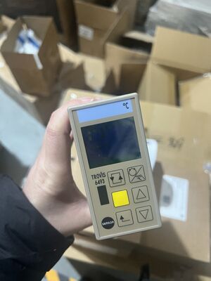 サムソン 6493 プロセスコントローラー 温度 圧力 フロー制御 プロセスオートメーション