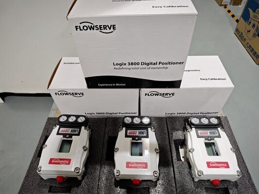 高精度 Flowserve Logix 3800 3800E デジタル バルブ ポジショナー信頼性の高い制御バルブ部品在庫