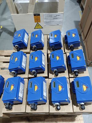Foxboro SRD991 インテリジェントバルブポジショナ HART 4-20mA プロセス制御バルブ用