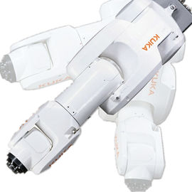 大きい動きの範囲のプログラマブル ロボットの腕、KR 3のR540によって連結されるロボット腕