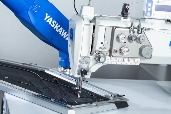 IP67 927mmの7kgペイロードのYaskawaのロボット腕の処理