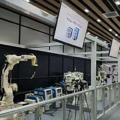 ロボット腕の溶接のplayload 4kgの溶接ロボットOTC FD-B4S 7の軸線およびミグ溶接のロボットとして範囲1.4m