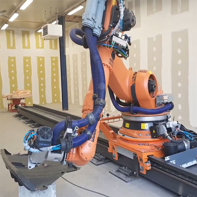 製粉のロボットKUKA KR 210のR2700-2ペイロード275Kgは2701mm KR C5 KR C4のコントローラーのロボティック腕の製粉に達する