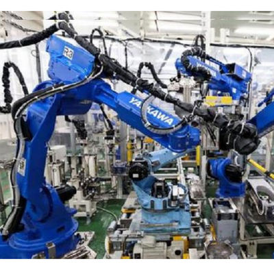 自動溶接のロボットおよびミグ溶接のロボットのためのロボット腕6の軸線GP8
