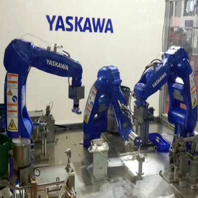 ロボットをパレットで運搬するために使用されるMotoman GP7 6の軸線の工業用ロボットの腕