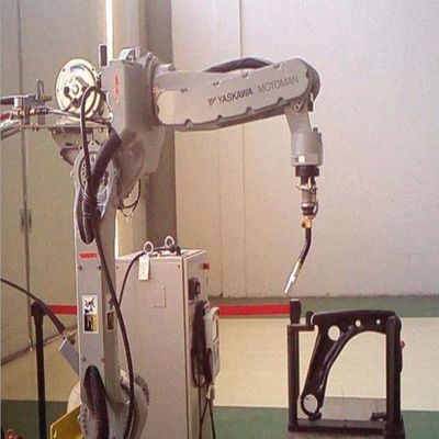 溶接工RD350Sとの6つの軸線の自動溶接のロボットMotoman AR2010