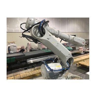 スポット溶接のための溶接機としてロボット腕を搭載するIRB6700-300/2.7工業用ロボット