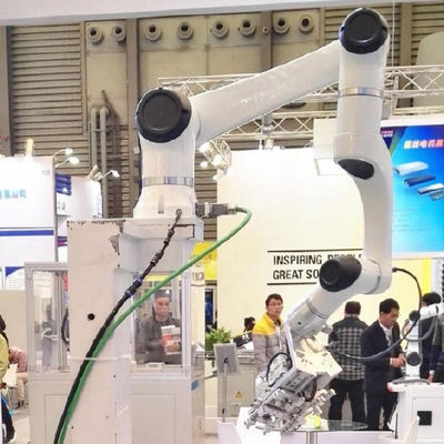 普遍的なロボットおよび溶接機のための3KGペイロード590MMの範囲の小妖精E03の6 Aixs Cobot