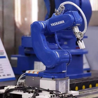 物品取扱いのための7KGペイロードそしてYRC1000 CNCのコントローラーとのGP7工業用ロボットの価格
