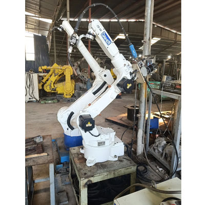 ロボティック溶接としてティグ溶接のための溶接ロボットFD-V6Sのロボット腕7の軸線