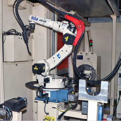 ミグ溶接のための自動溶接のロボットOTC FD-V8 8kgペイロードを溶接トーチ