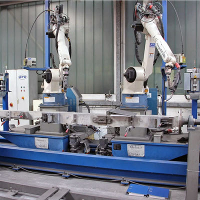 ミグ溶接のための自動溶接のロボットOTC FD-V8 8kgペイロードを溶接トーチ