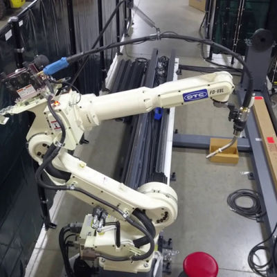 6つの軸線のロボティック溶接の腕FD-V8L他のアークの溶接工DM500のロボット溶接の場所