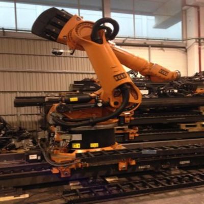 スポット溶接機械のためのレーザ溶接のロボットKR360溶接ロボットの腕6の軸線