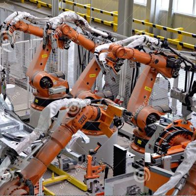 溶接ロボットの腕6の軸線KRの溶接機として1000のタイタンのスポット溶接