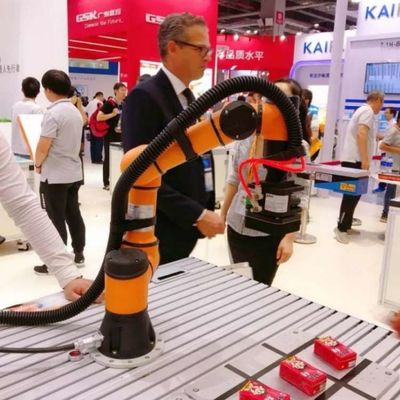 AUBO i5 6の軸線のCobotとして止めネジのための共同のロボット腕
