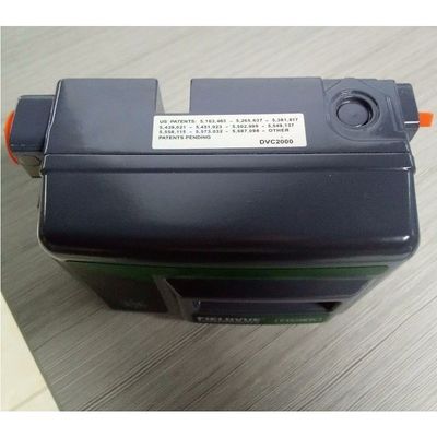 デジタル弁のポジシァヨナーとして単動弁のためのバルブ本体のフィードバックを用いるDVC2000