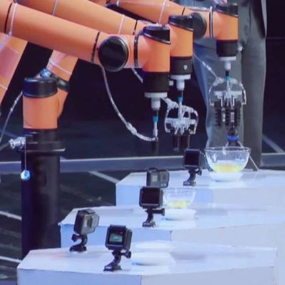 共同のロボットとして負荷および荷を下すことのためのCobot AUBO I16 6の軸線